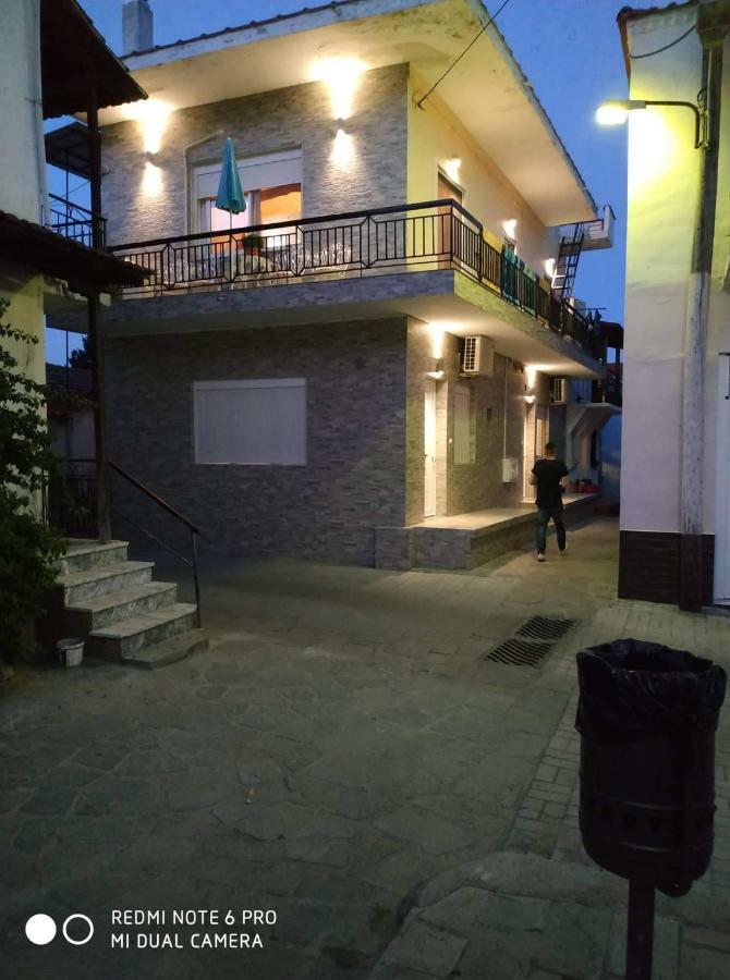 סיקיה Lavim Apartments מראה חיצוני תמונה