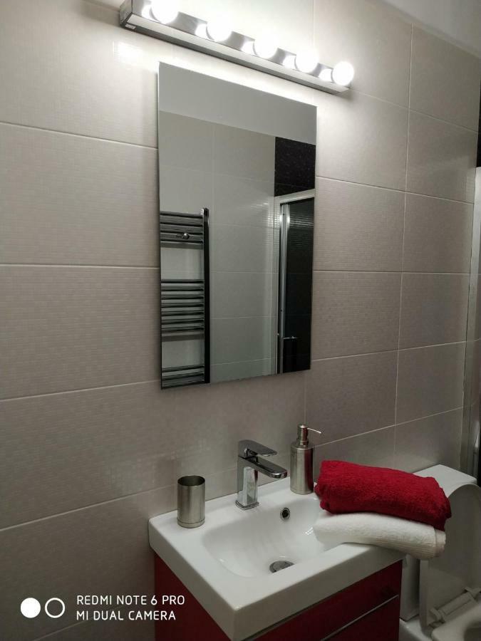 סיקיה Lavim Apartments מראה חיצוני תמונה