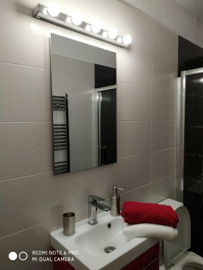 סיקיה Lavim Apartments מראה חיצוני תמונה