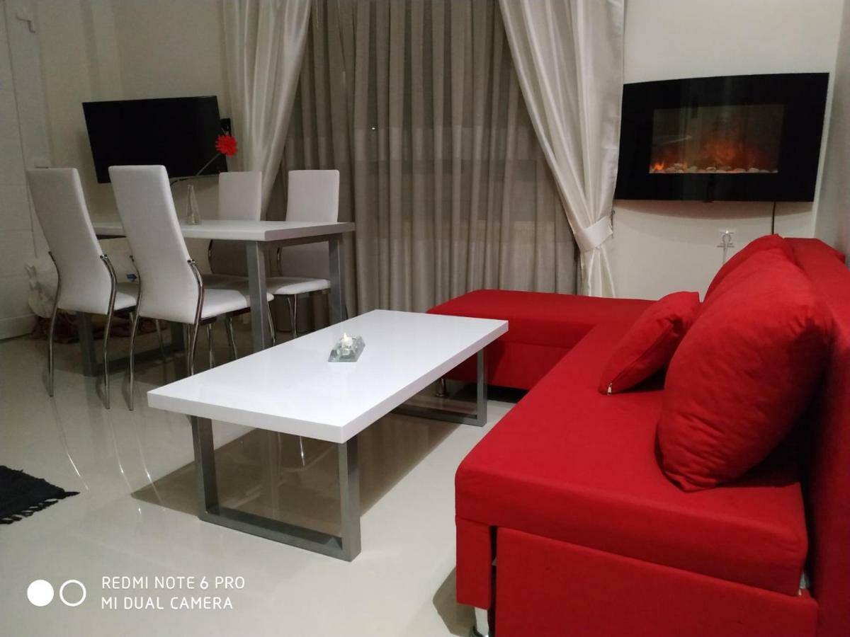 סיקיה Lavim Apartments מראה חיצוני תמונה